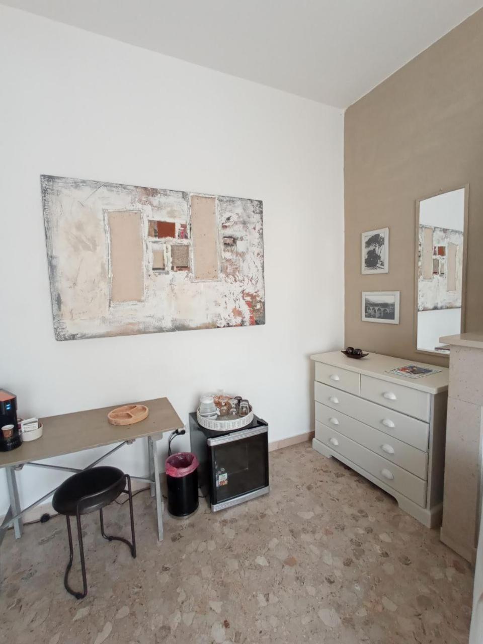 Myhouse Hotel Олбия Екстериор снимка