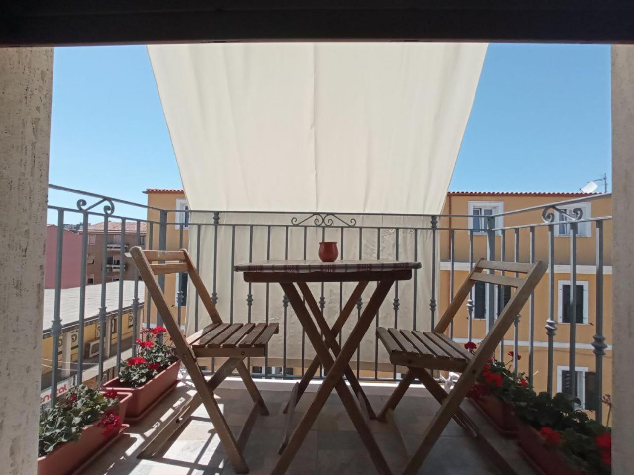 Myhouse Hotel Олбия Екстериор снимка